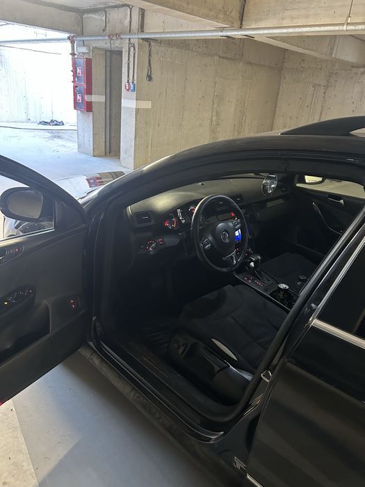 Volkswagen Passat B6 Variant 2.0 TDI 140 CP DSG