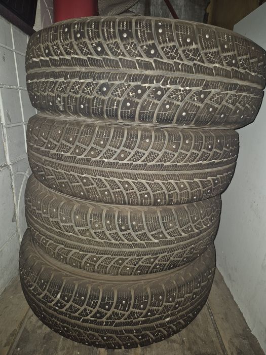 Продам шины зимние