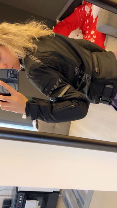 Vand geaca Moto dama.