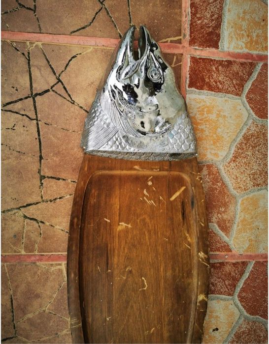 Vand tava lemn cu metal panoplie