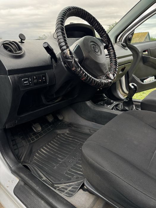 Продам машину Geely MK