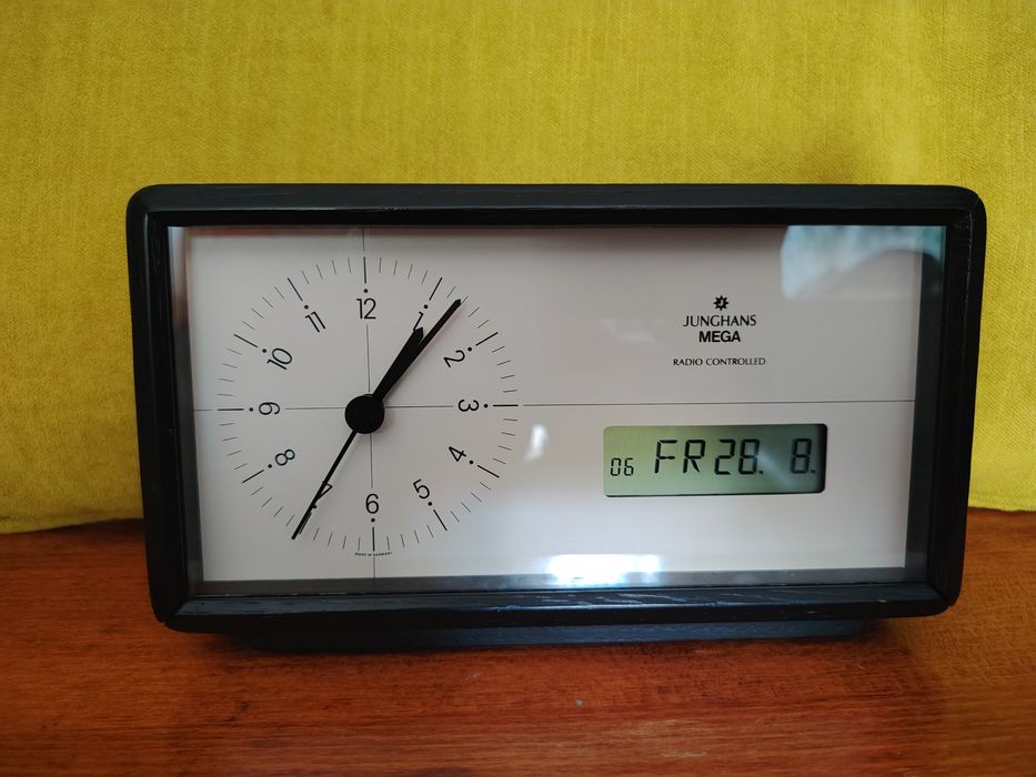 Ceas Jughans Radio controlat