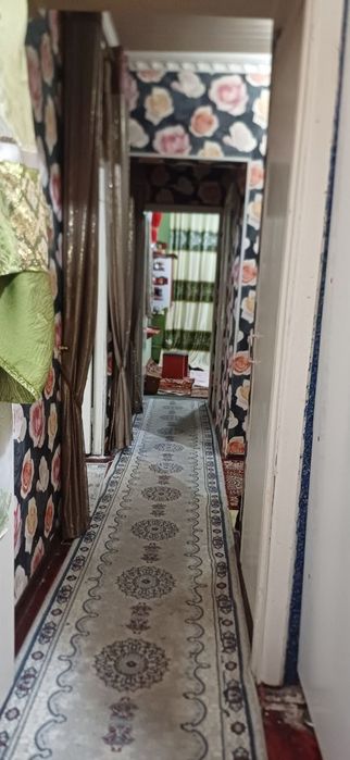 Uy sotiladi dom 3 xonali