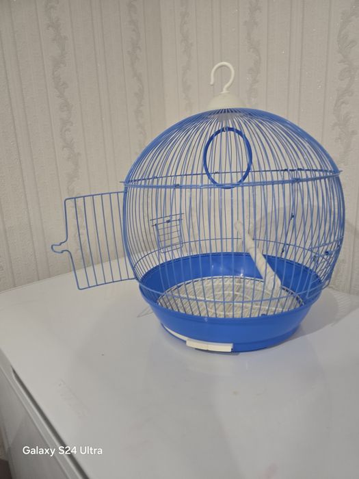 Продам клетку для попугай