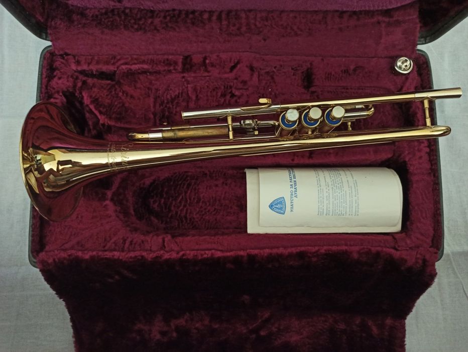 Продавам тромпет