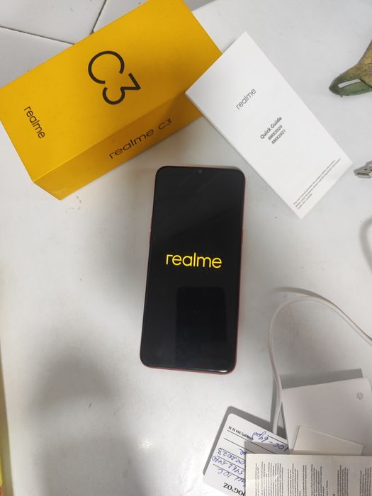 Продам телефон realmi c3