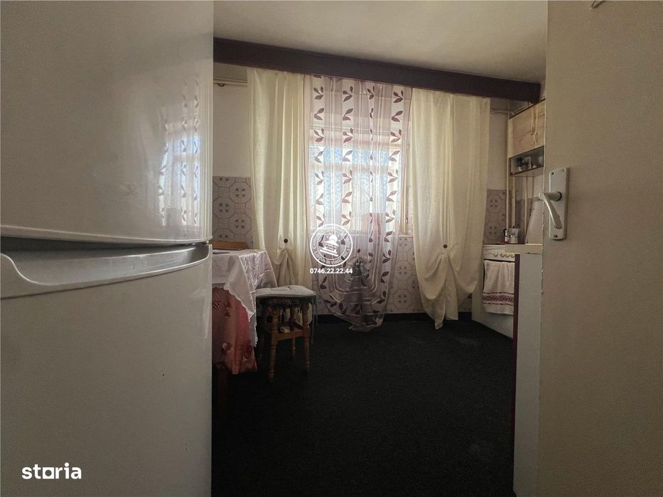 Apartament 3 camere de vanzare Nicolina