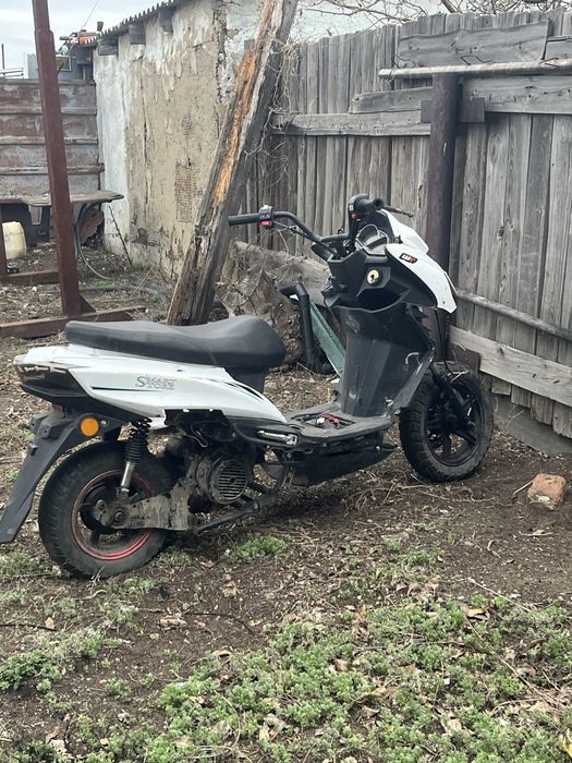 Продам скутер макси