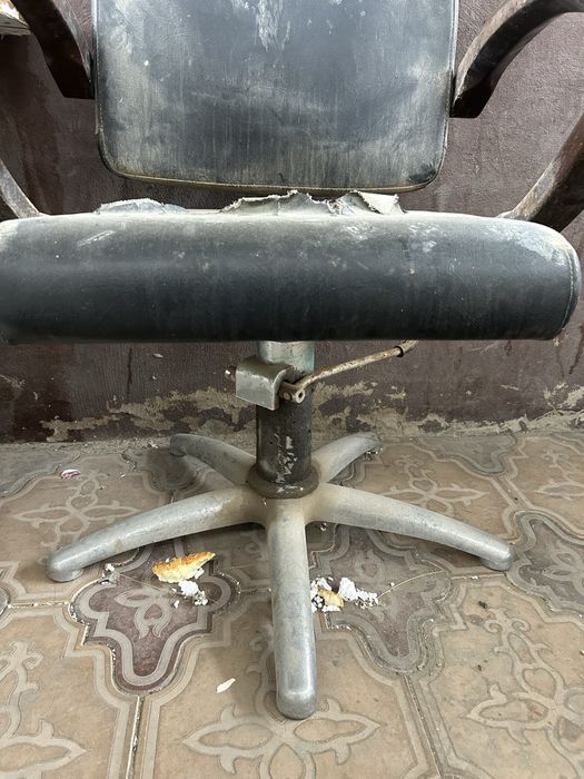 Кресло парикмахерское