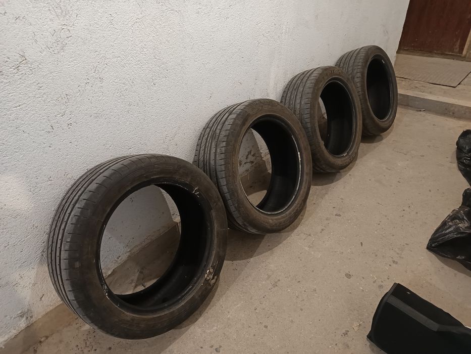 Комплект 4 летни гуми DEBICA 17"