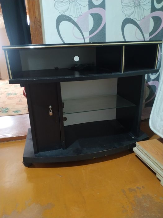 Тумба под телевизор, б/у