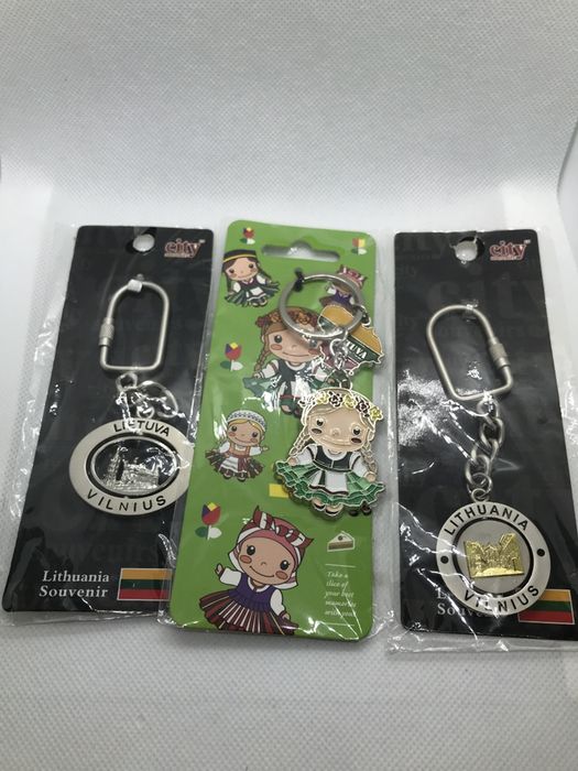 Статуэтки, сувениры.