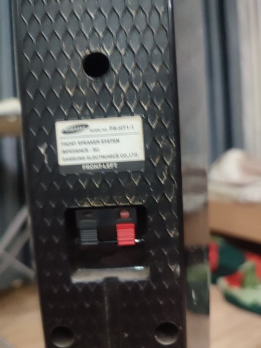 Колонки от домашнего кинотеатра