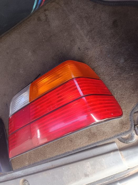 Продам фонари на БМВ е36