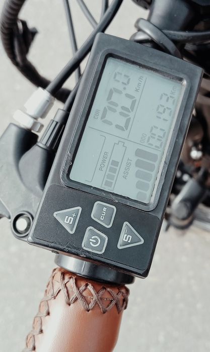 Bicicletă electrică pliabila 20".