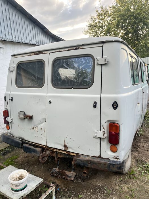 Продам уаз (буханка)