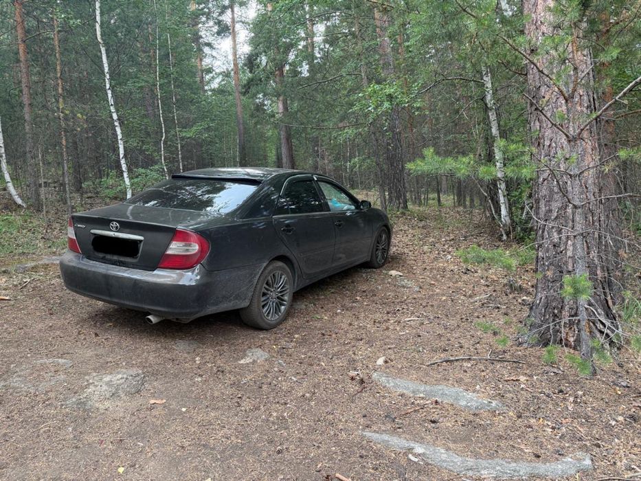 Toyota camry 30 .