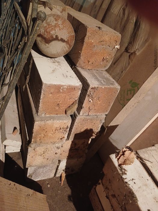 Продам болясины для лестницы