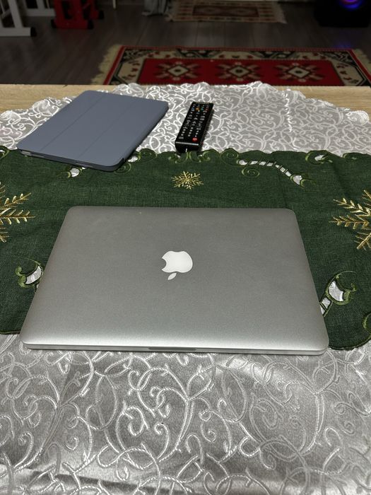 Macbook pro retina 13 inch Early 2015
