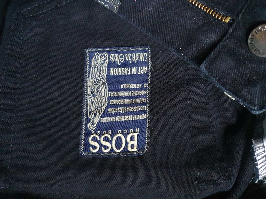 Blugi HUGO BOSS Select (Made in Italy) - Marime W36 L34 (Talie 92 cm)