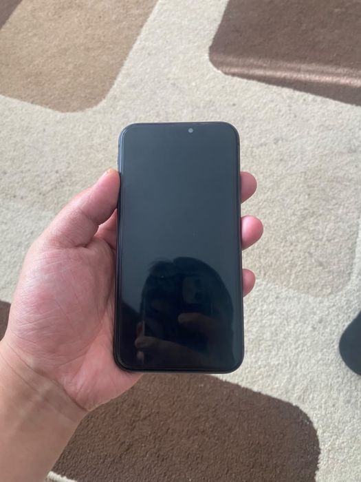 продам Iphone 11 на 128 гб