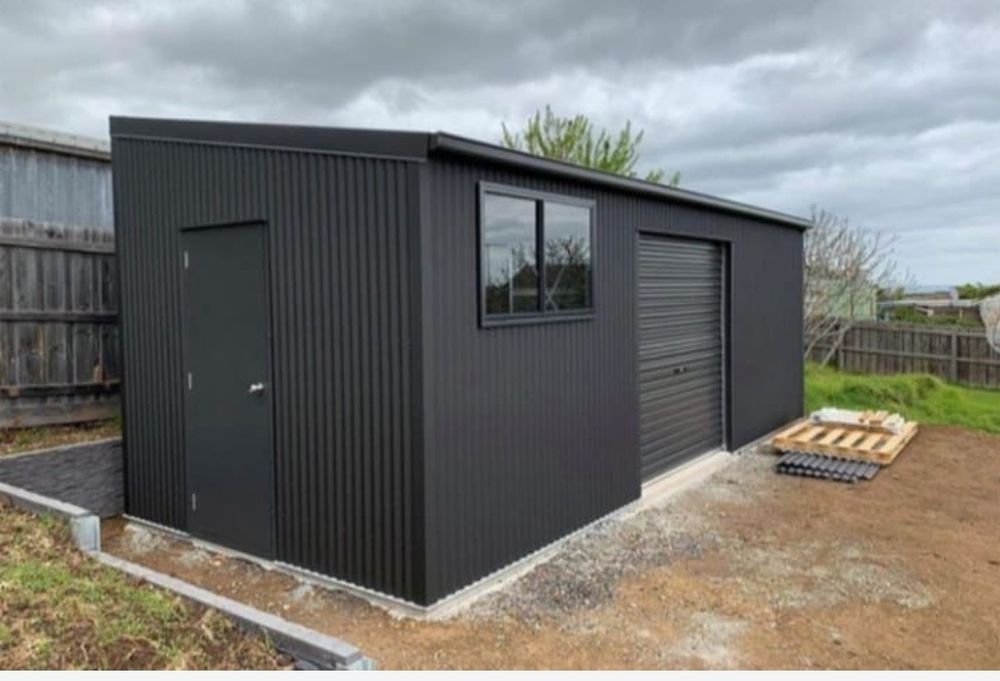 Vindem garaje metalicie