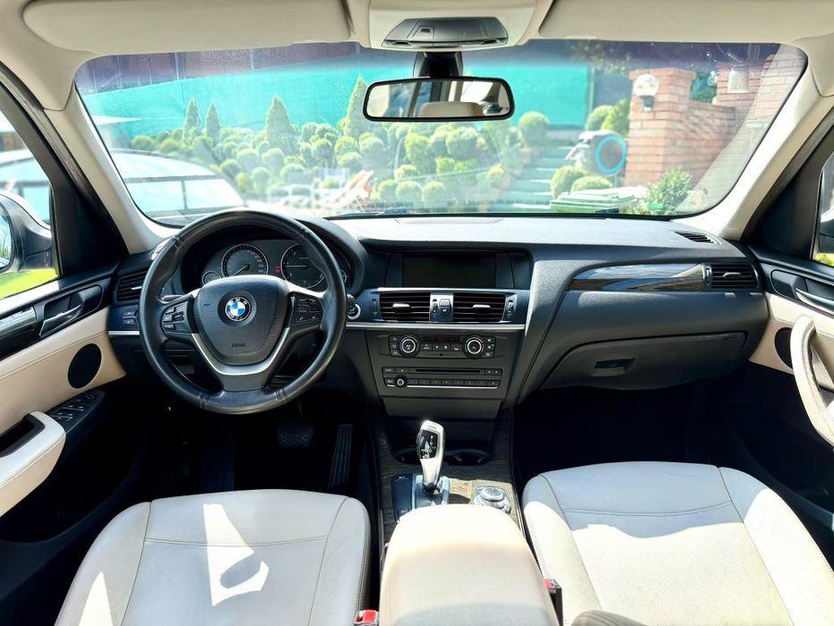 Bmw X3 xdrive anul 2011 stare impecabilă