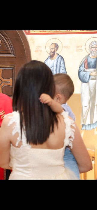 Нежна официална рокля