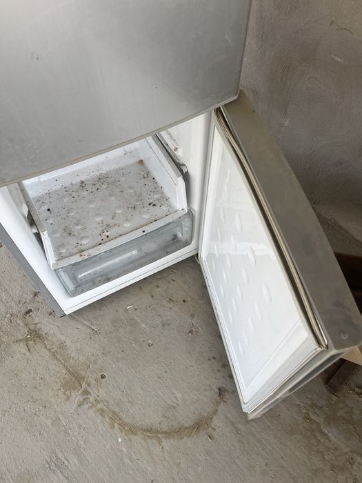 Холодельник самсунг