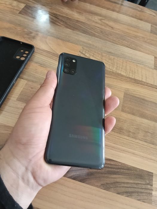 Samsung A31 идеальное состояние