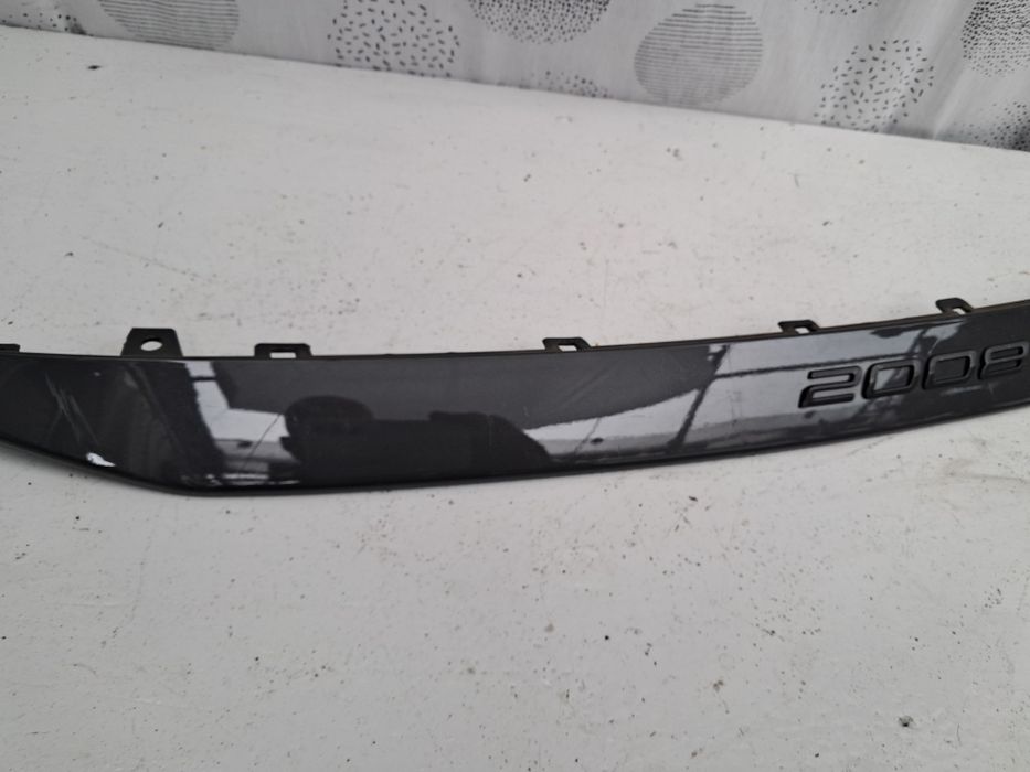 Лайсна емблема Peugeot 2008 2022/26г