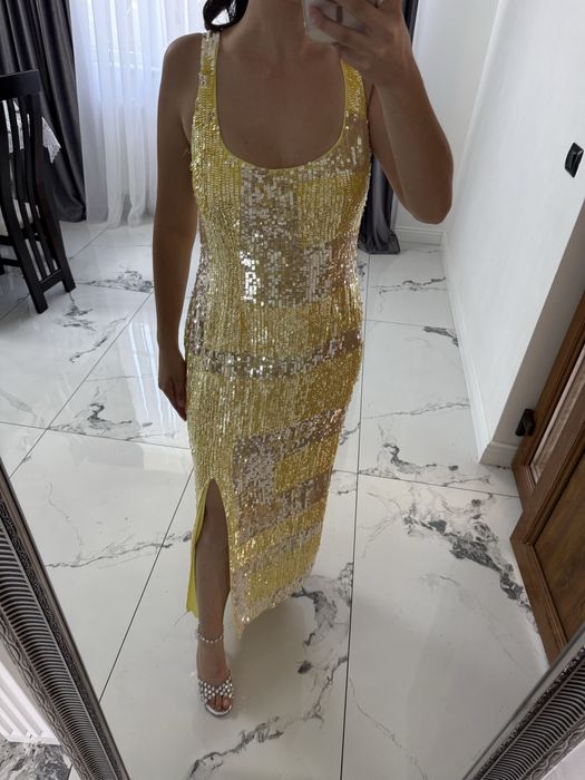 Rochie Asos sueprba midii