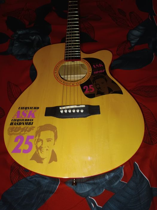 Гитара продаётся срочно