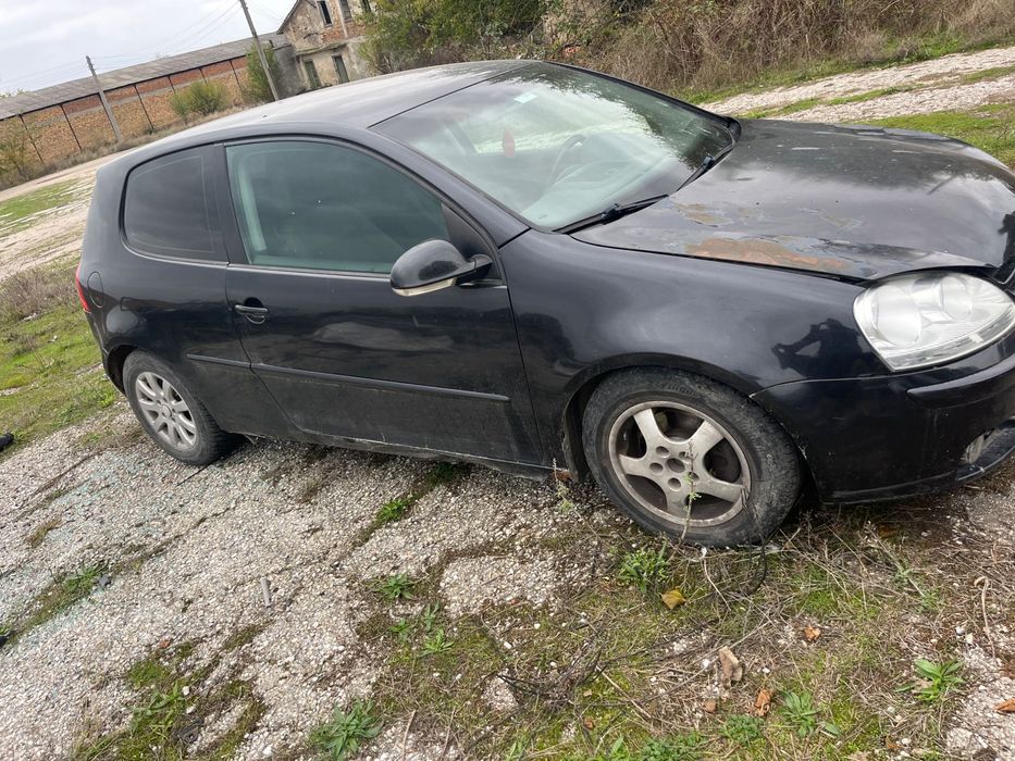 Golf5 1.9 105 5ск на части