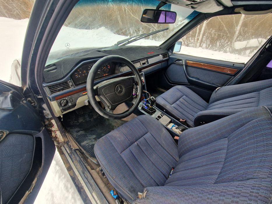 Продам мерседес 124