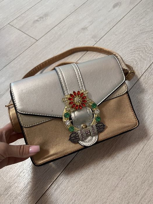 Луксизна дамска чанта