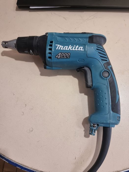 Makita FS 4000 -Професионално винтовер за Гипсокартон