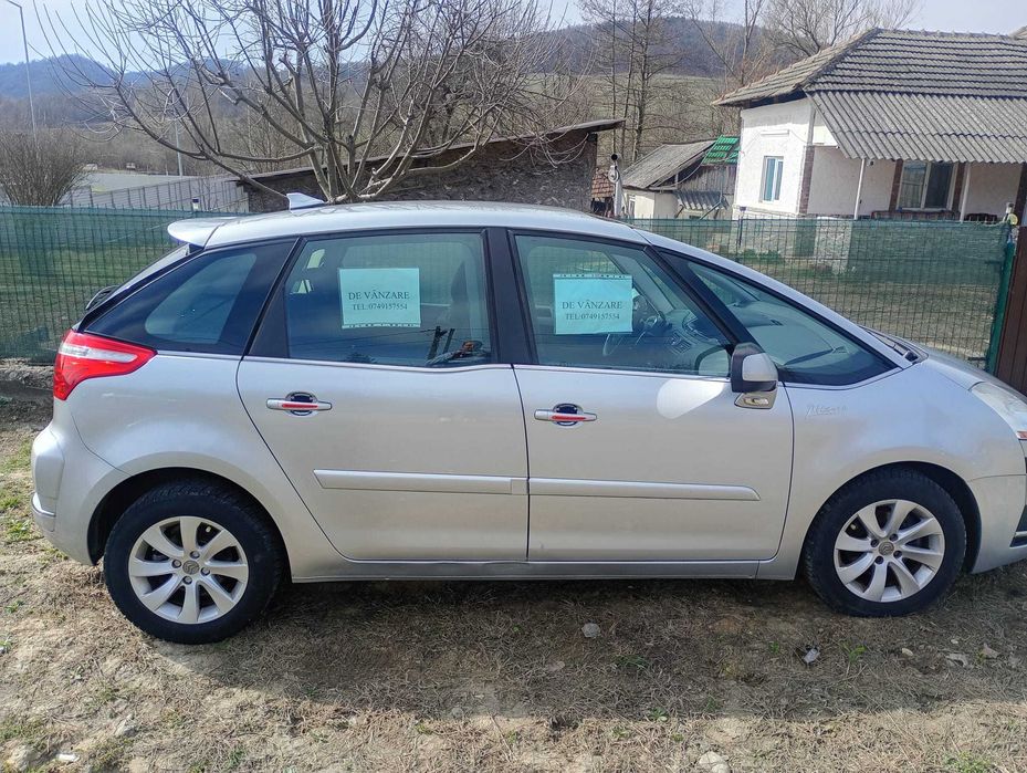 Mașină Citroen C4