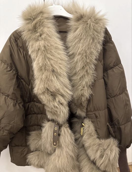 Geacă blană naturală 100% și umplutură din puf