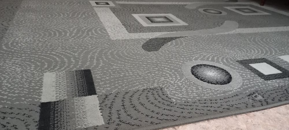 Отдам ковёр 2×3 метра