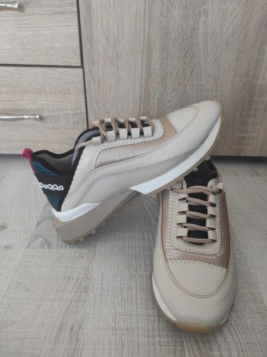 Дамски маратонки