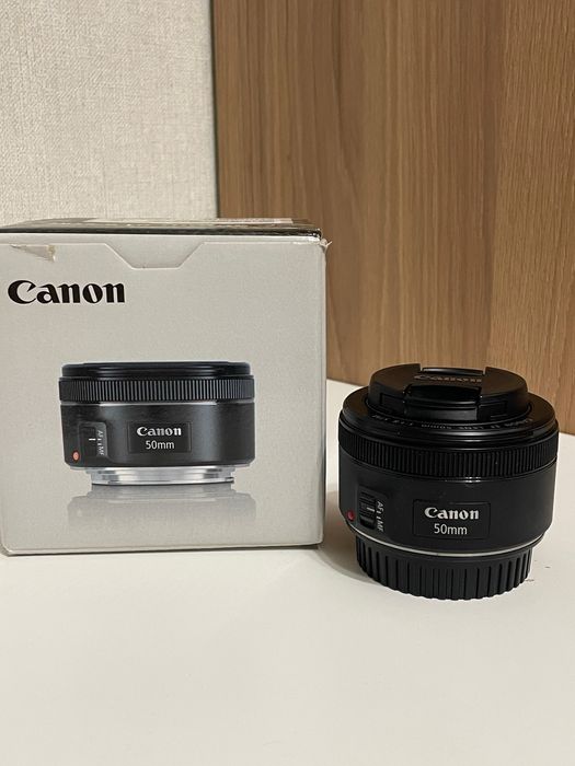 Продам Canon EOS80D