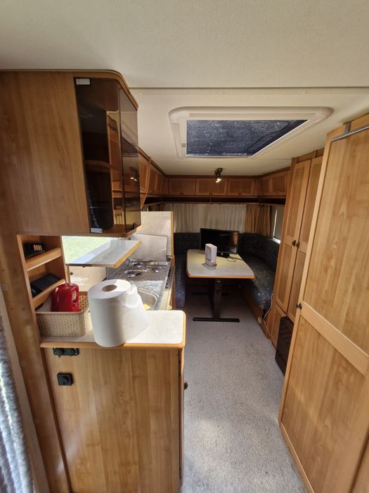 Rulota Hymer pregatita off camping  5 locuri