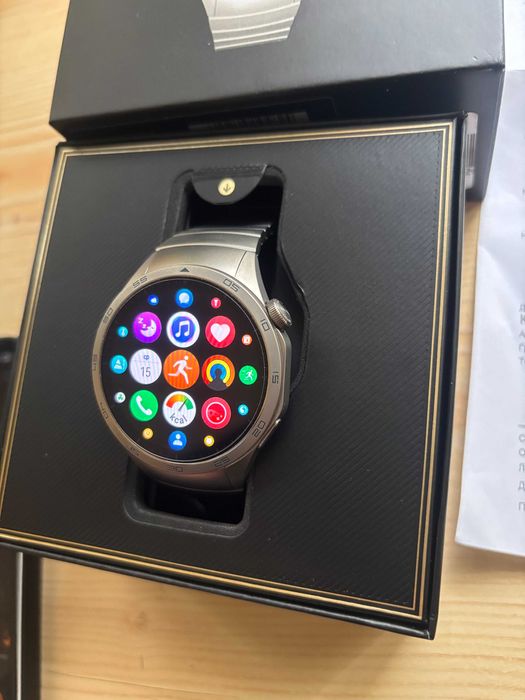 Смарт часовник Huawei Watch GT4 - Titanium
