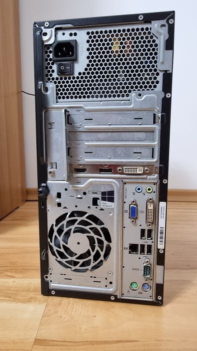 Компютър Hp с монитор Samsung