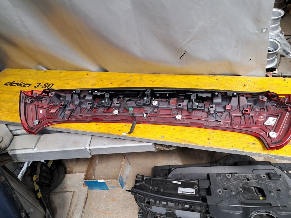 Споилер стоп задна врата Mazda CX60