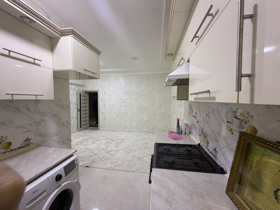 Офис.Или квартира. 81кв. 3 комната
