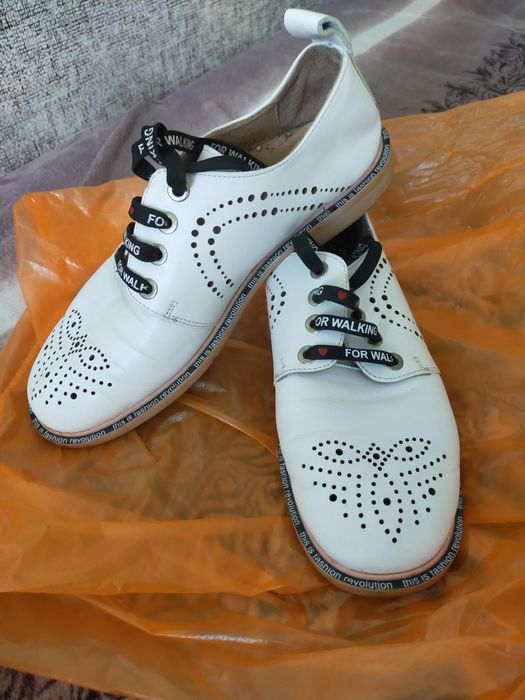 Продам обувь женская