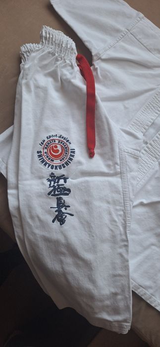 Кимоно за карате киокушинкай