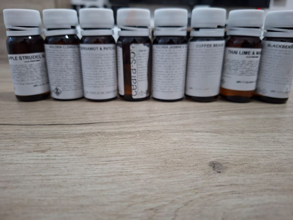 Vand kit lumanari